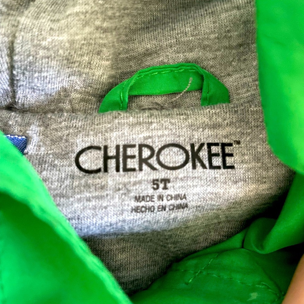 Green and grey windbreaker with yellow zipper boys size 5T